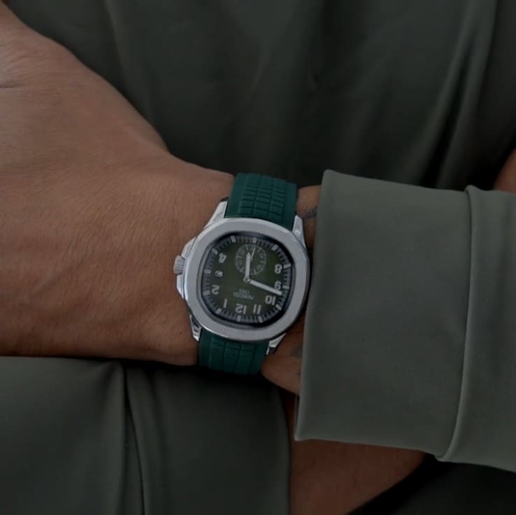 Relógio Nibosi Masculino Com pulseira de borracha Verde e visor verde