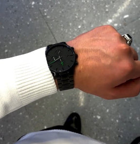 Relógio Nibosi minimalista masculino Preto com ponteiros verdes
