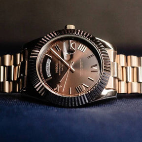 Relógio Nibosi Masculino 2628 Com Pulseira de Aço Inoxidável Rosé Com Visor Marrom