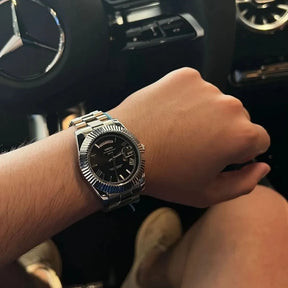 Relógio Nibosi Masculino 2628 Com Pulseira de Aço Inoxidável Prata e Visor Preto