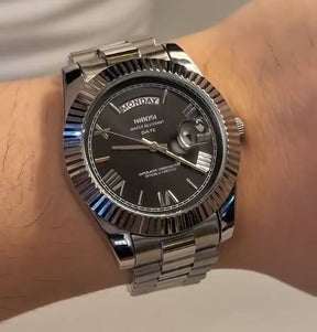 Relógio Nibosi Masculino 2628 Com Pulseira de Aço Inoxidável Prata e Visor Preto