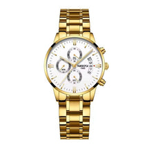 Relogio feminino com pulseira dourado e visor branco 36mm 