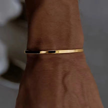 Bracelete Masculino Nibosi dourado, detalhe