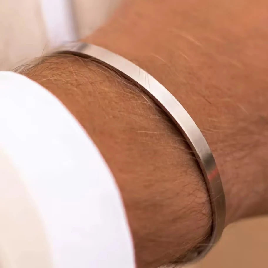 Bracelete Masculino Nibosi prata, detalhe