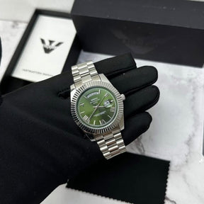 Relógio Nibosi Masculino 2628 Com Pulseira de Aço Inoxidável Prata e Visor Verde 